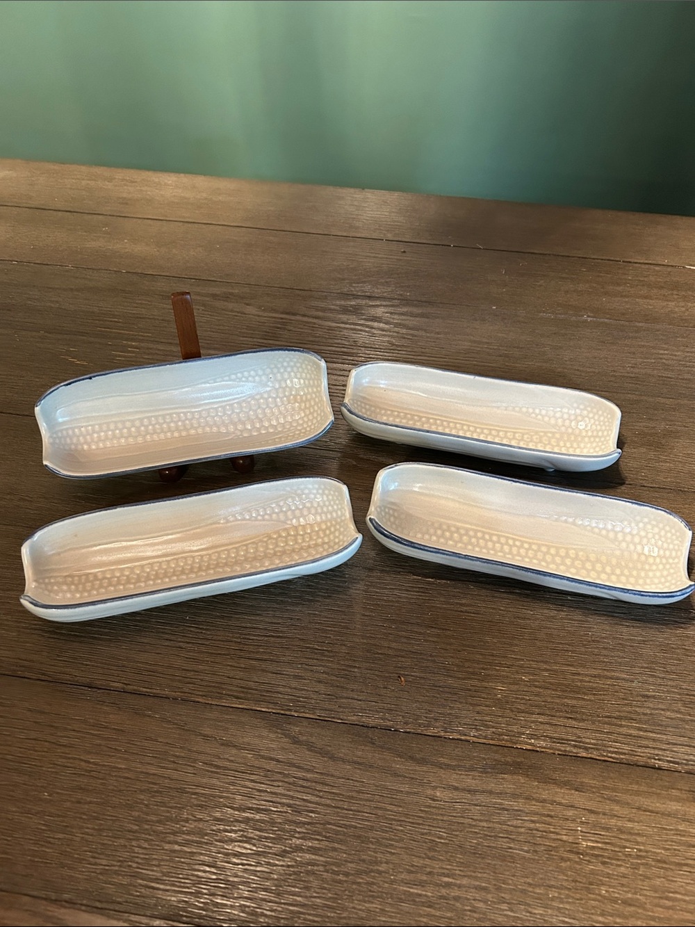 Vintage Pfaltzgraff Yorktowne blue corn holder corn on the cob dish set of 4
